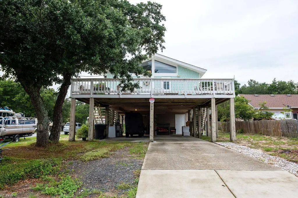 706 Third St, Out of Area