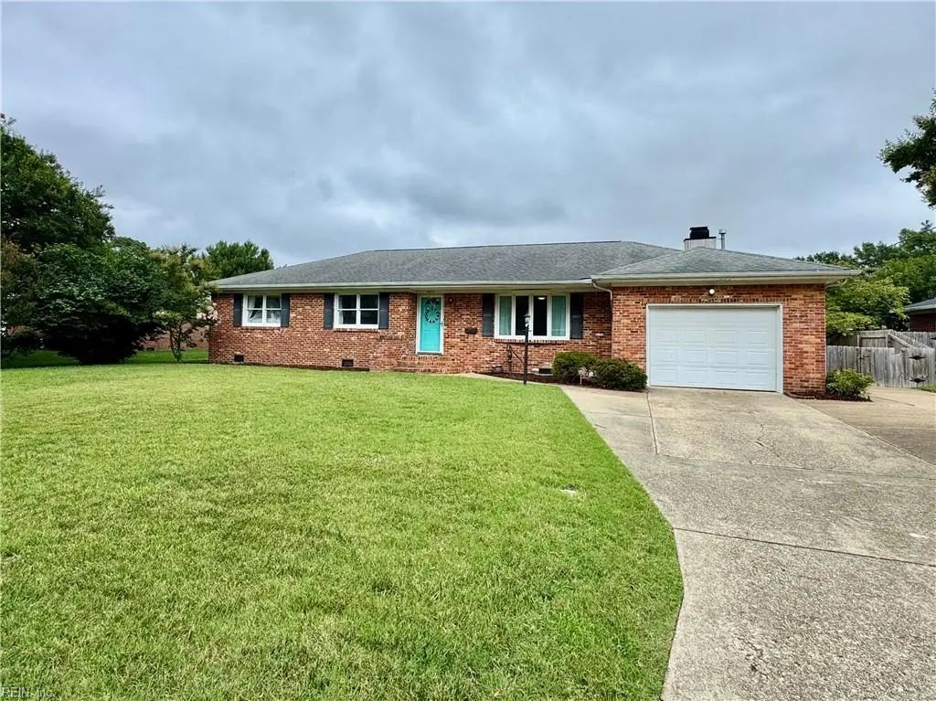 4652 Miles Standish Rd, Virginia Beach