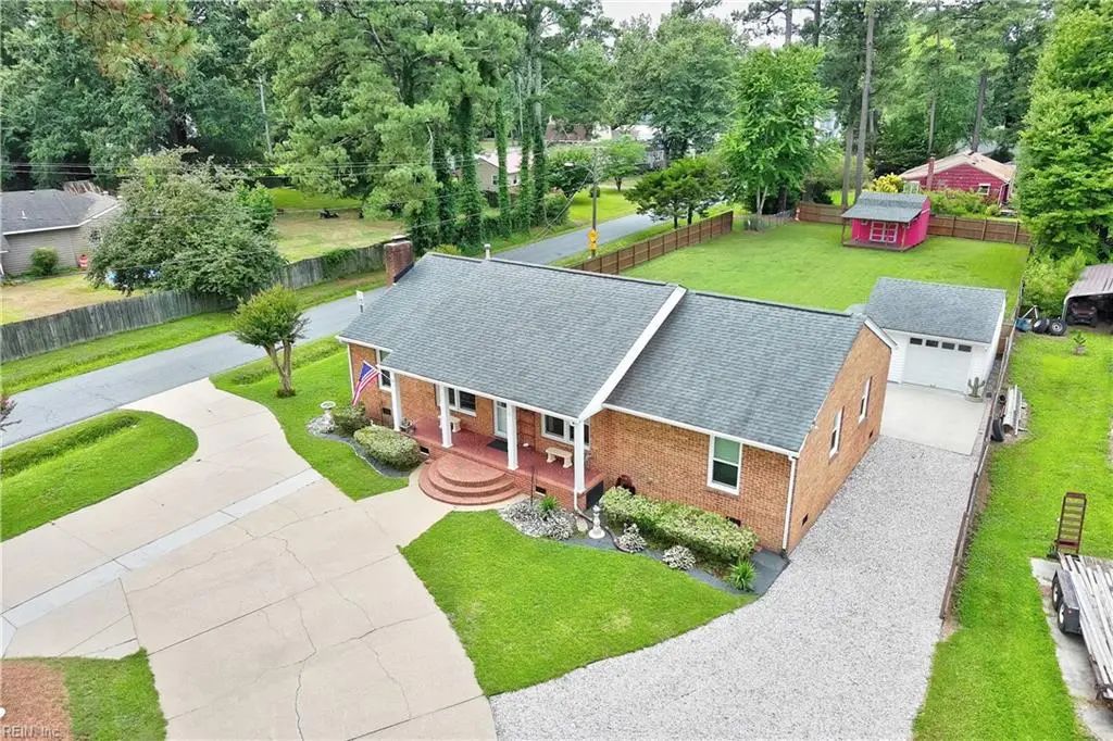 858 Waters Rd, Chesapeake