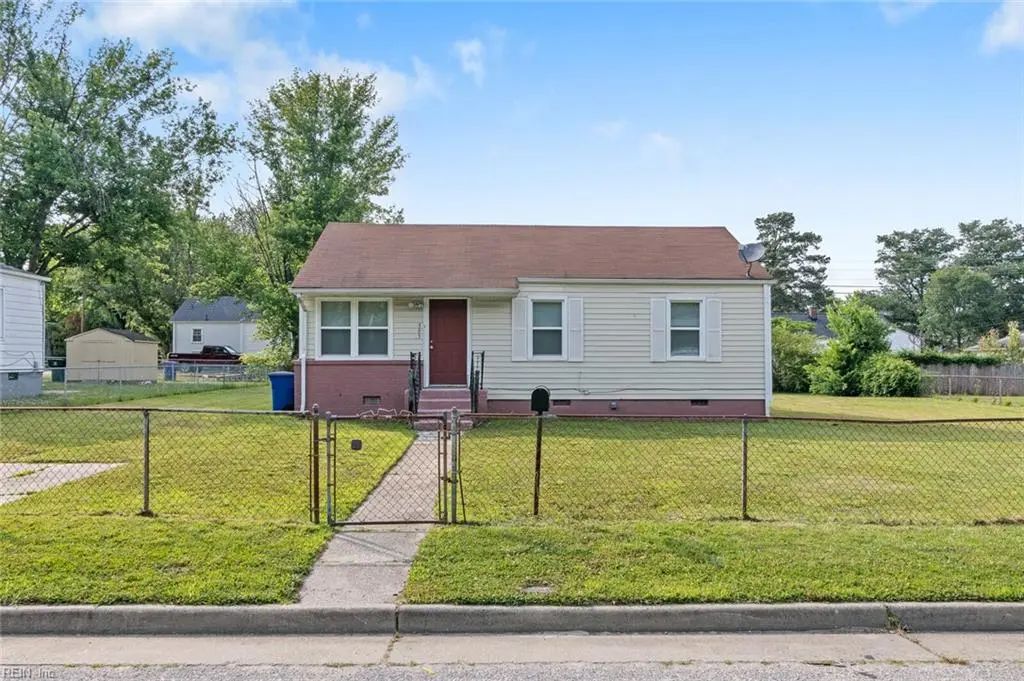 503 Woodfin Rd, Newport News