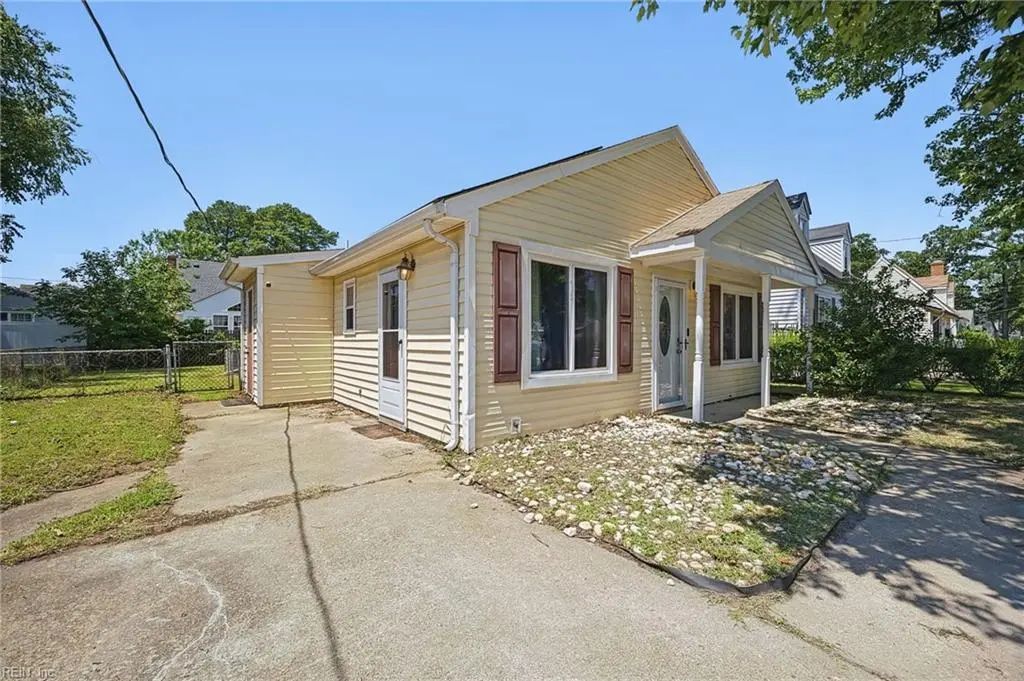 1817 Sparrow Rd, Chesapeake