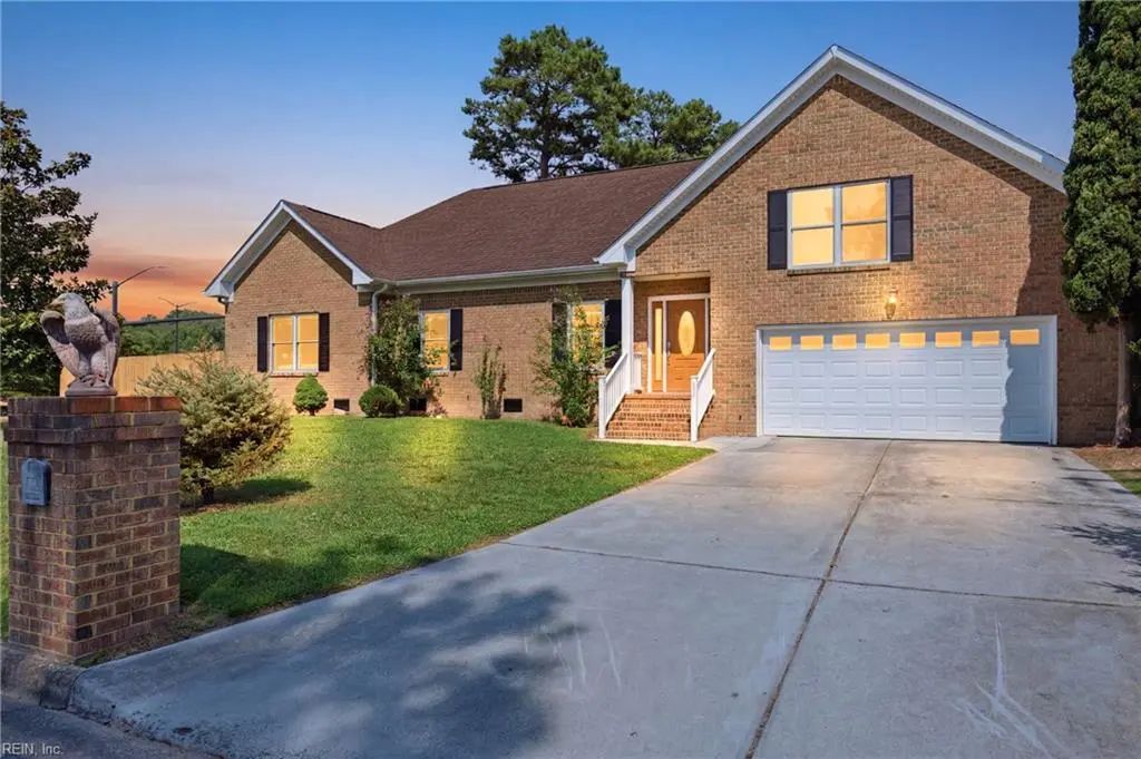 600 Pleasant Hall Dr, Virginia Beach