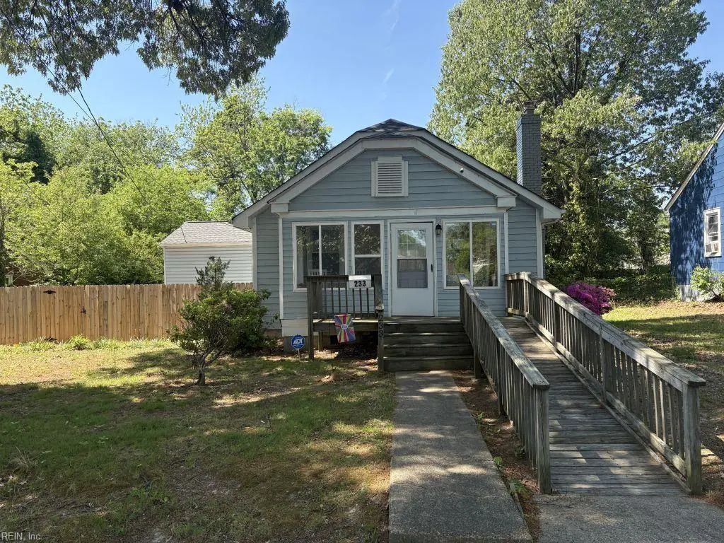 233 Pine Ave, Newport News