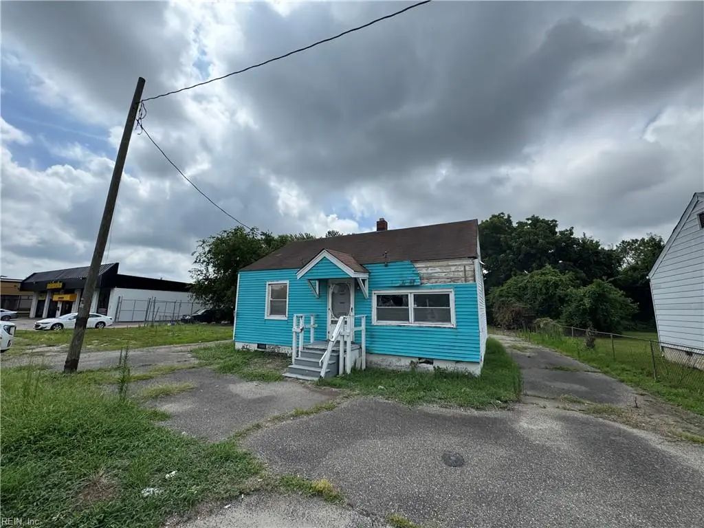 85 W Mercury Blvd, Hampton