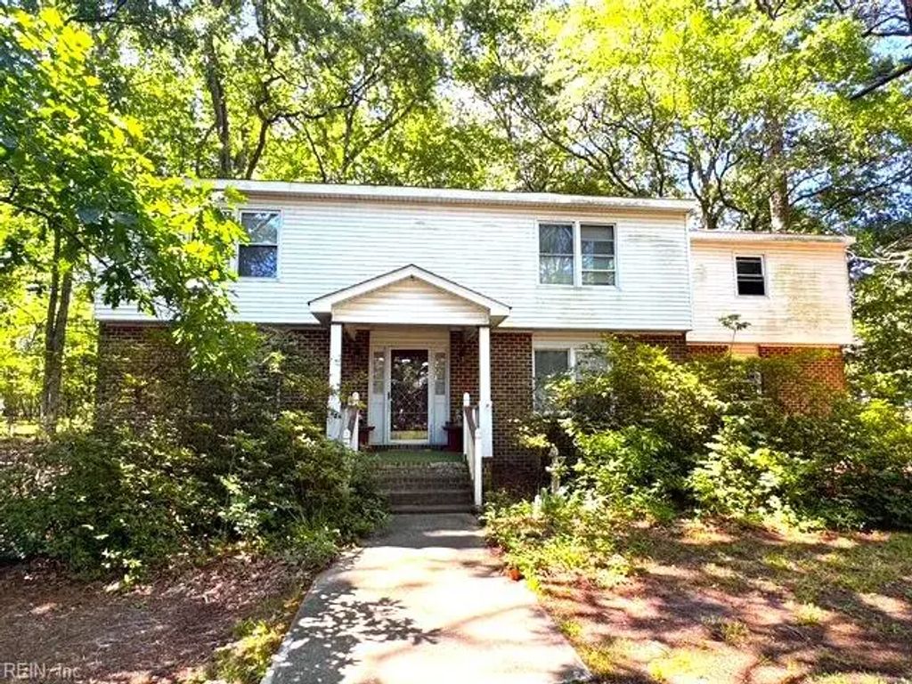 921 Cedar Rd, Chesapeake