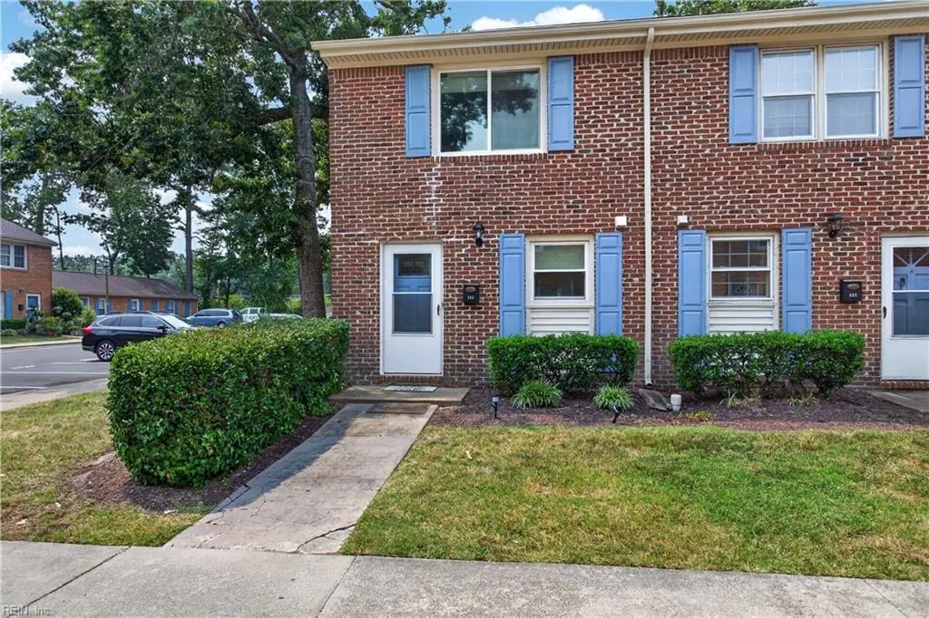 435 Barberton Dr, Virginia Beach