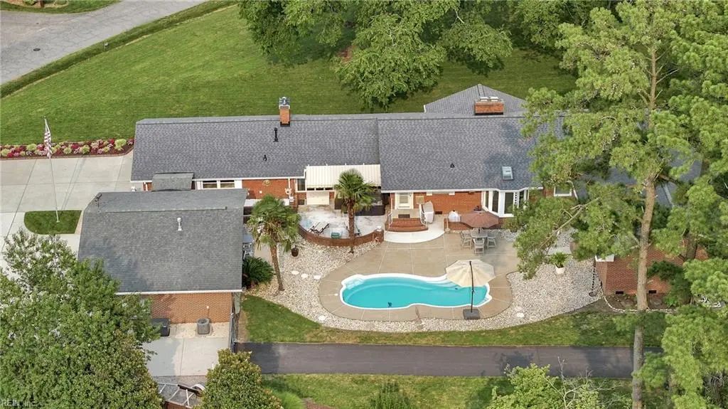 4201 Hermitage Rd, Virginia Beach