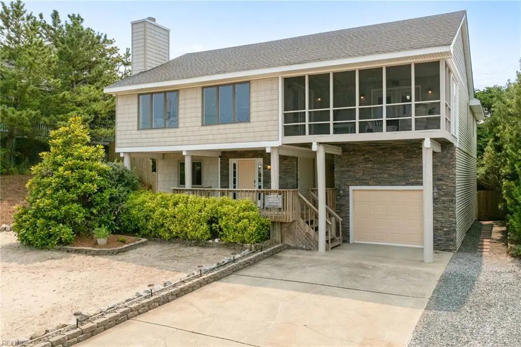 2581 Sandpiper Rd, Virginia Beach
