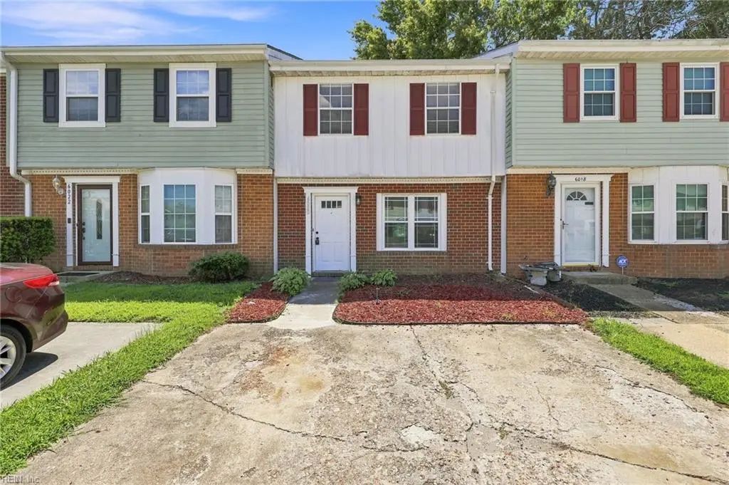 6020 Edgelake Dr, Virginia Beach