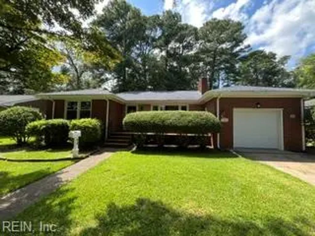 413 Pennington Blvd, Portsmouth
