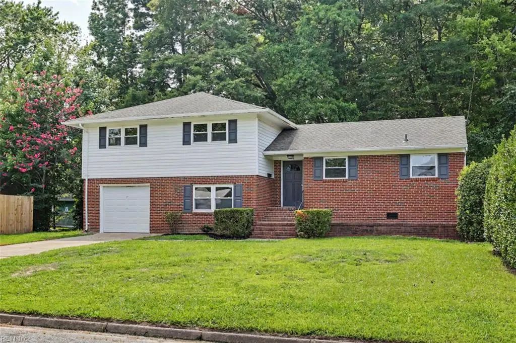 505 Catalpa Dr, Newport News