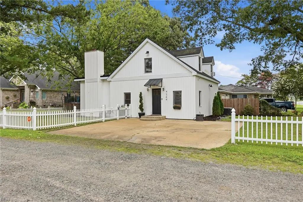 4244 Driver Ln, Suffolk