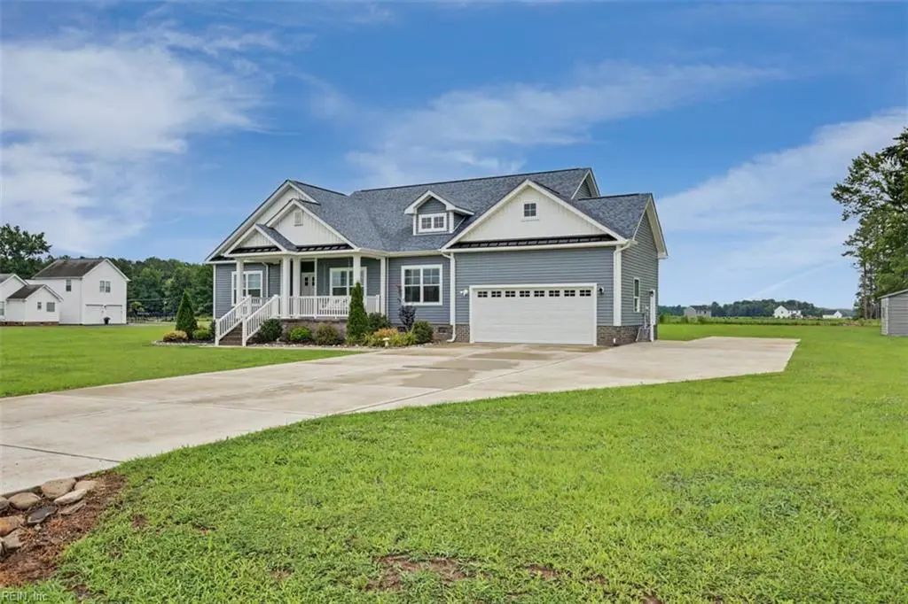 6479 Quaker Dr, Suffolk