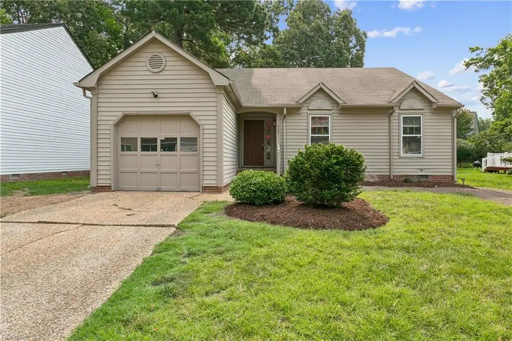 903 Belvoir Cir, Newport News