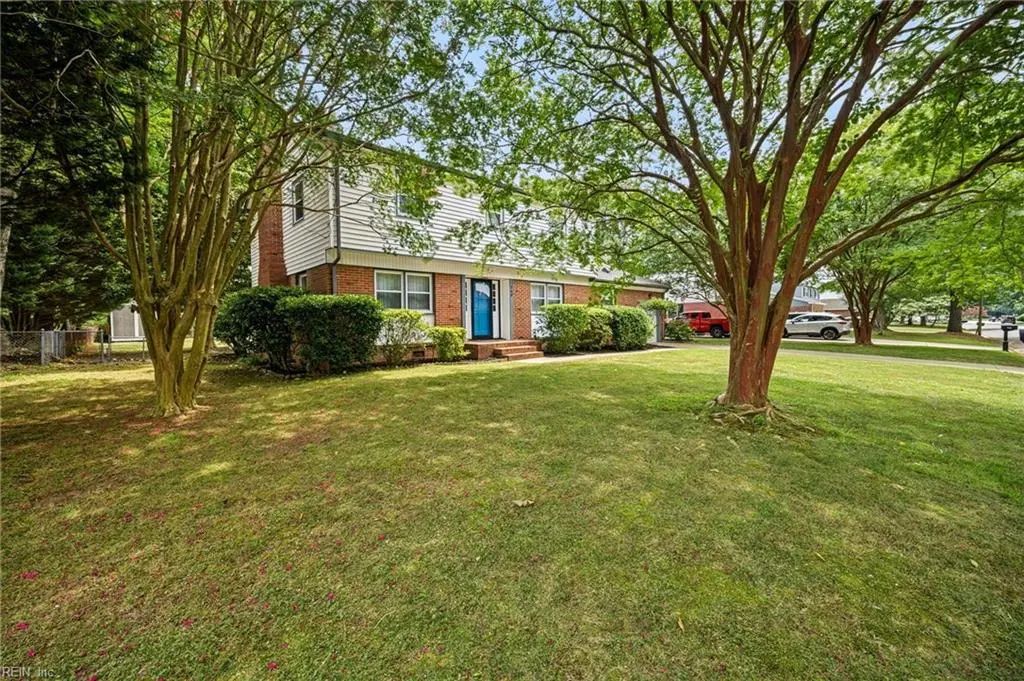 740 Yorkshire Dr, Virginia Beach
