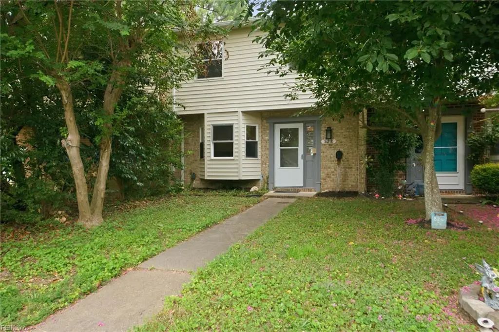828 Biltmore Dr, Virginia Beach