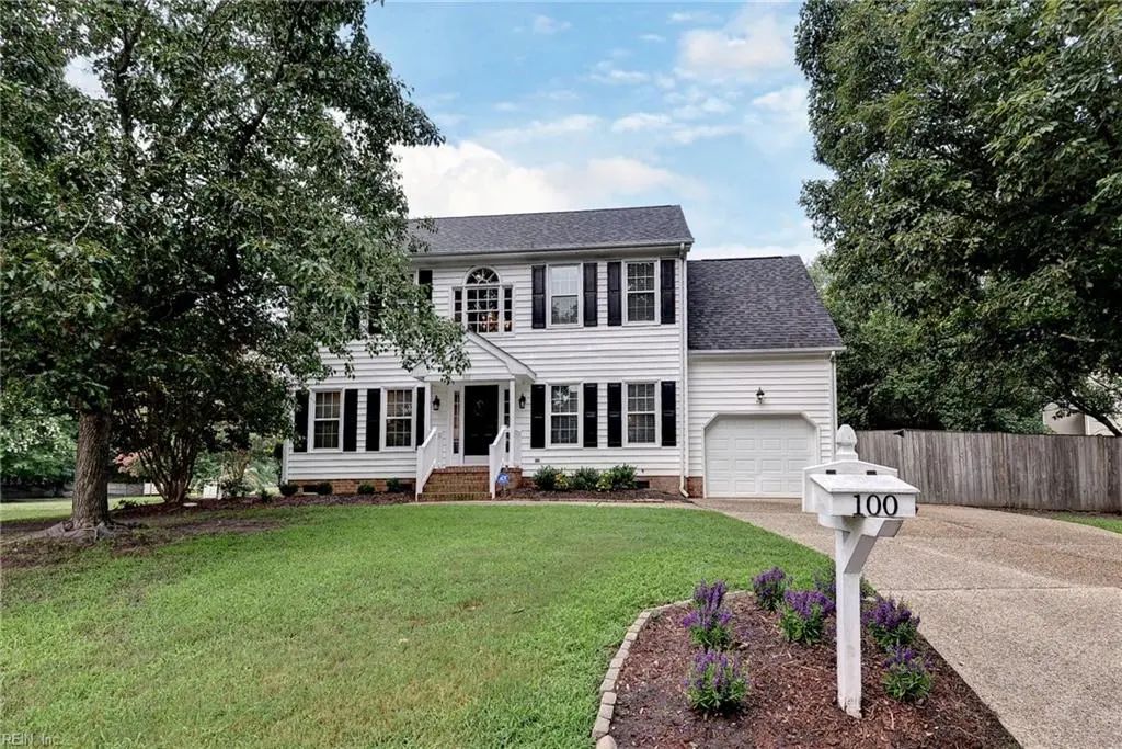 100 E Wedgwood Dr, York County