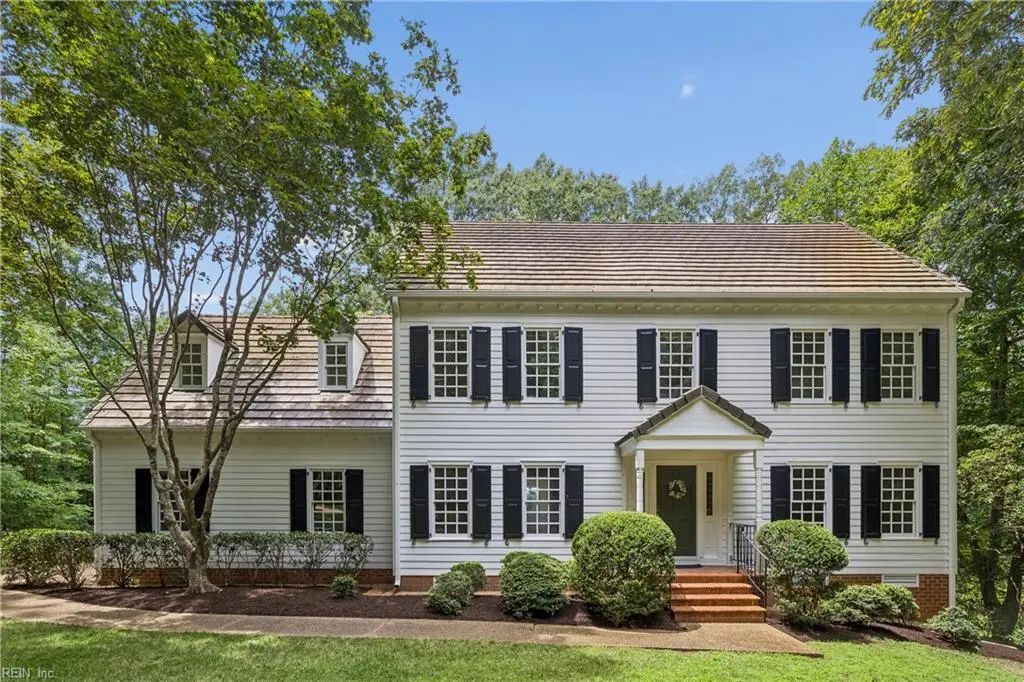 135 Kingspoint Dr, James City County