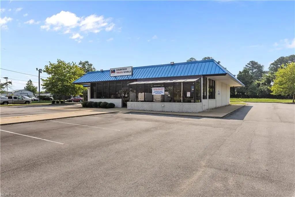 800 Military Hwy S, Virginia Beach