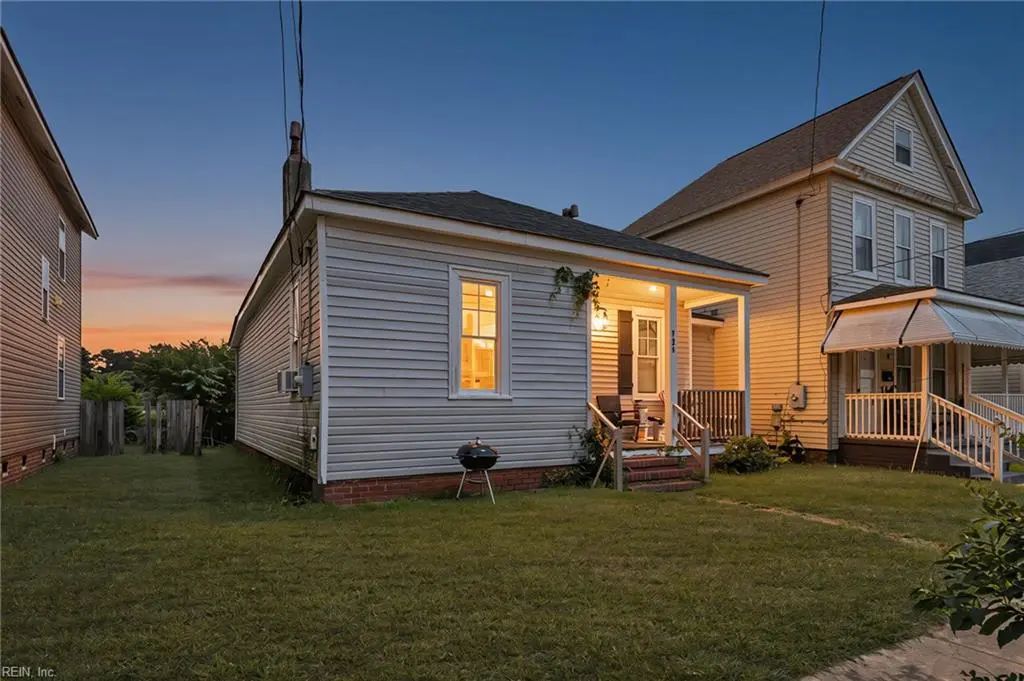 706 Forbes St, Norfolk
