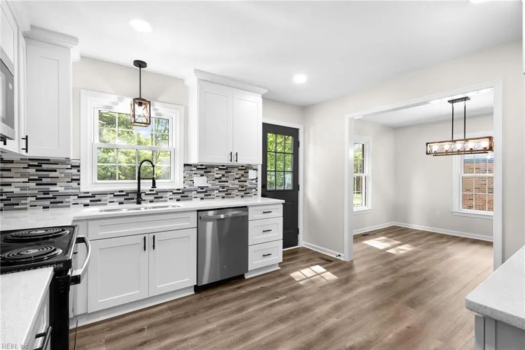 717 Prescott Cir, Newport News