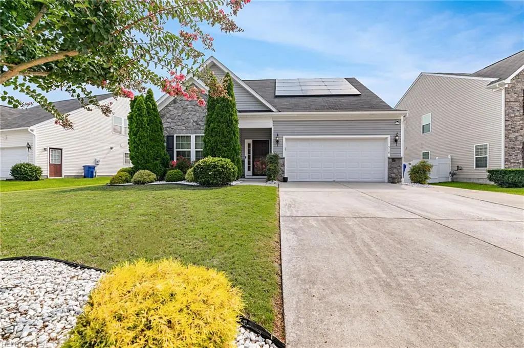510 Loggerhead Dr, Newport News