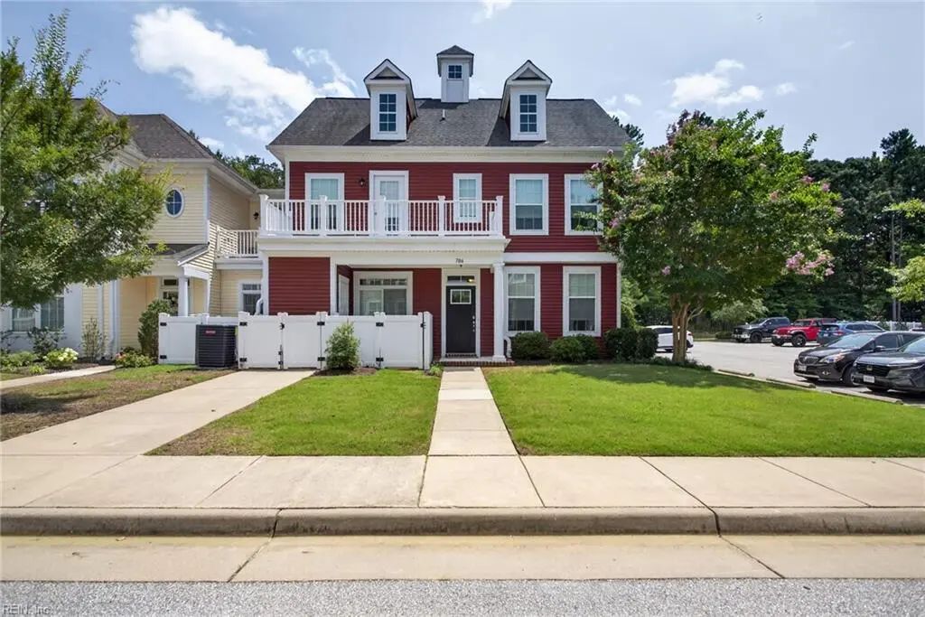 706 Promenade Ln, James City County