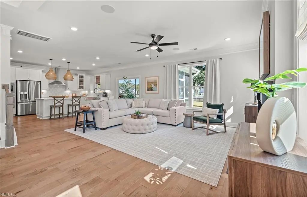 Mm Drexel 4 Bedroom, Suffolk