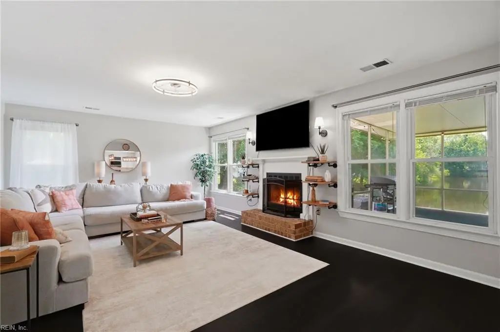 705 Turnbuckle Ct, Chesapeake