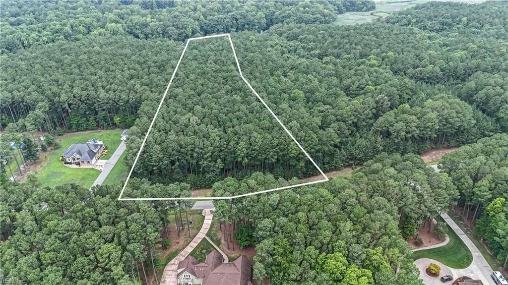 1220 Lawnes Neck Dr, Isle of Wight County