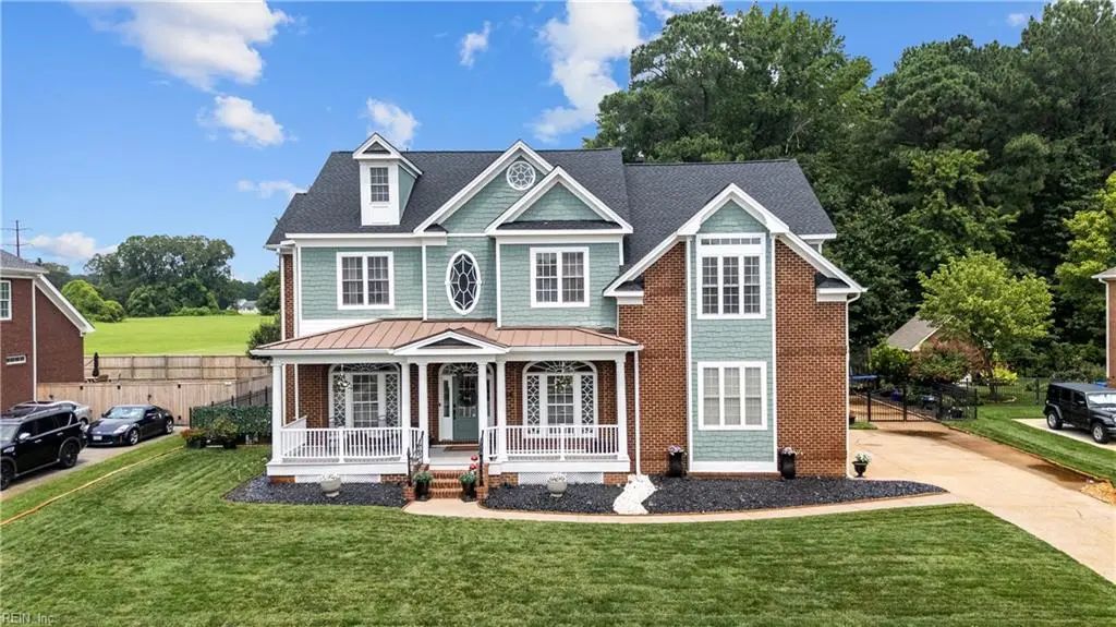 821 Redleafe Cir, Chesapeake