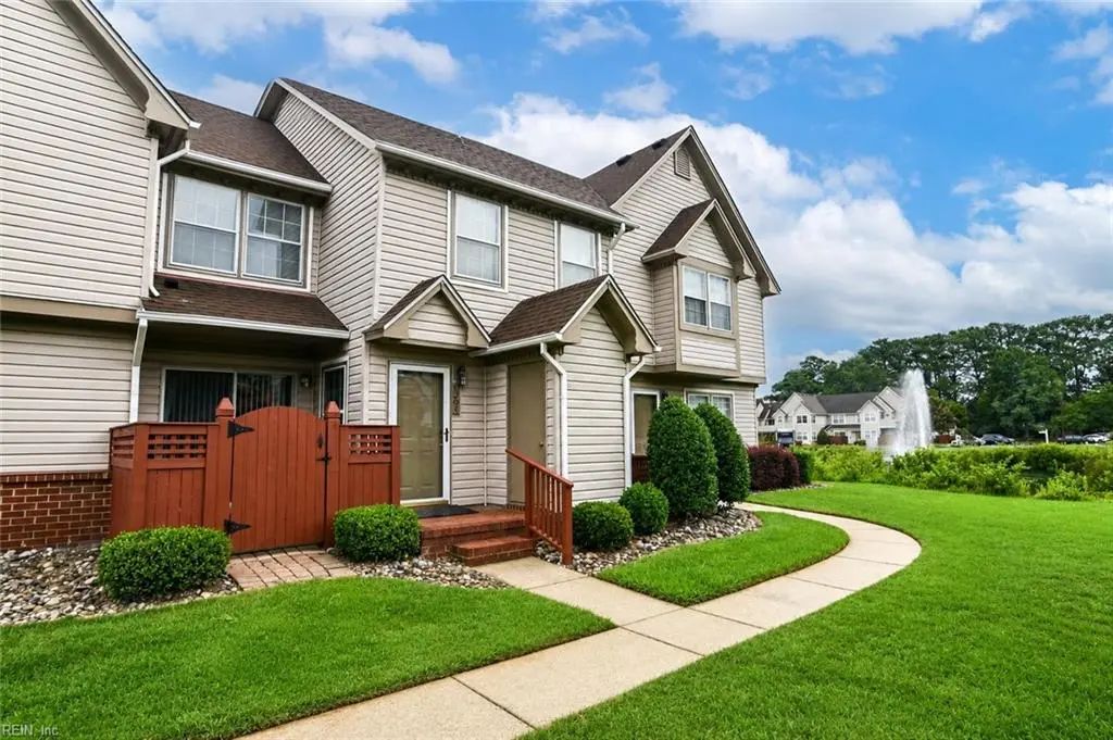 3827 Rivanna River Rch, Portsmouth