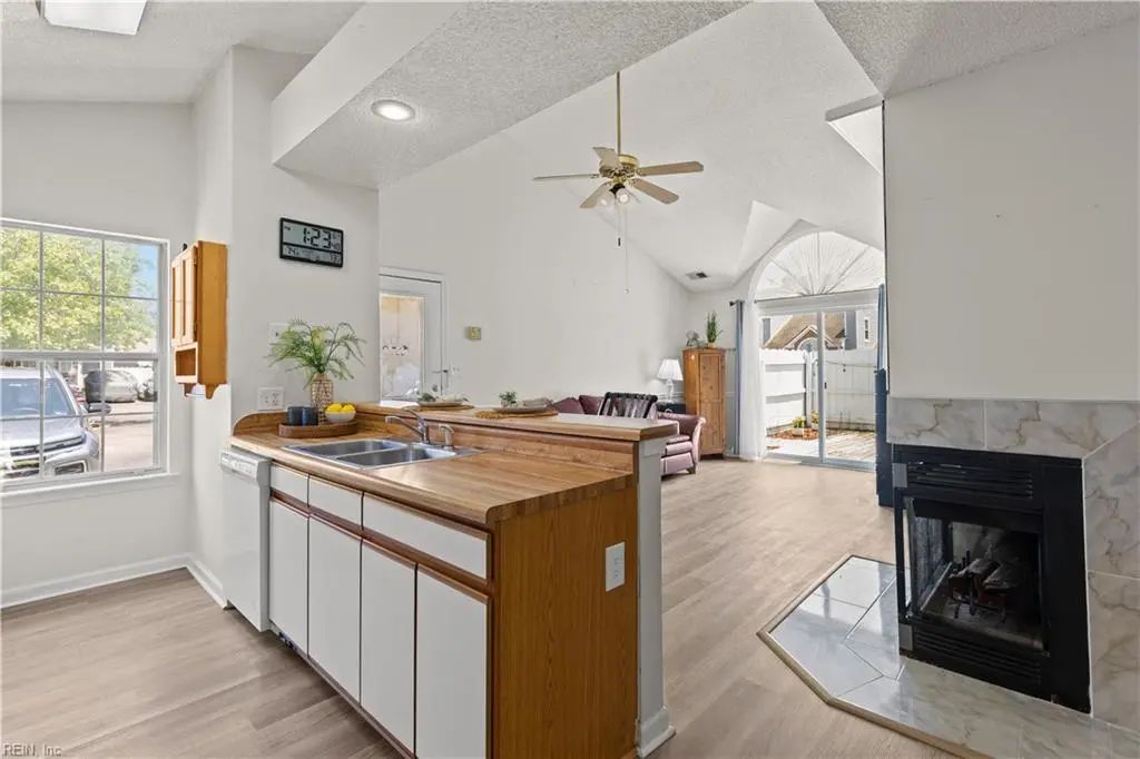 1706 Harvest Bend Ct, Virginia Beach
