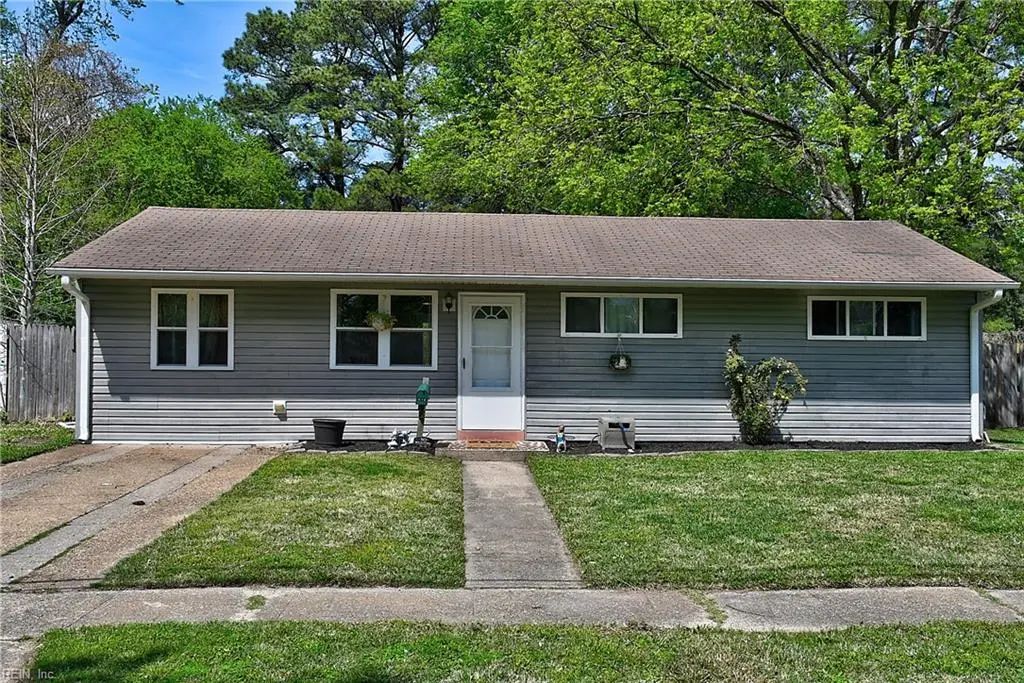 418 Gloucester Ave, Portsmouth