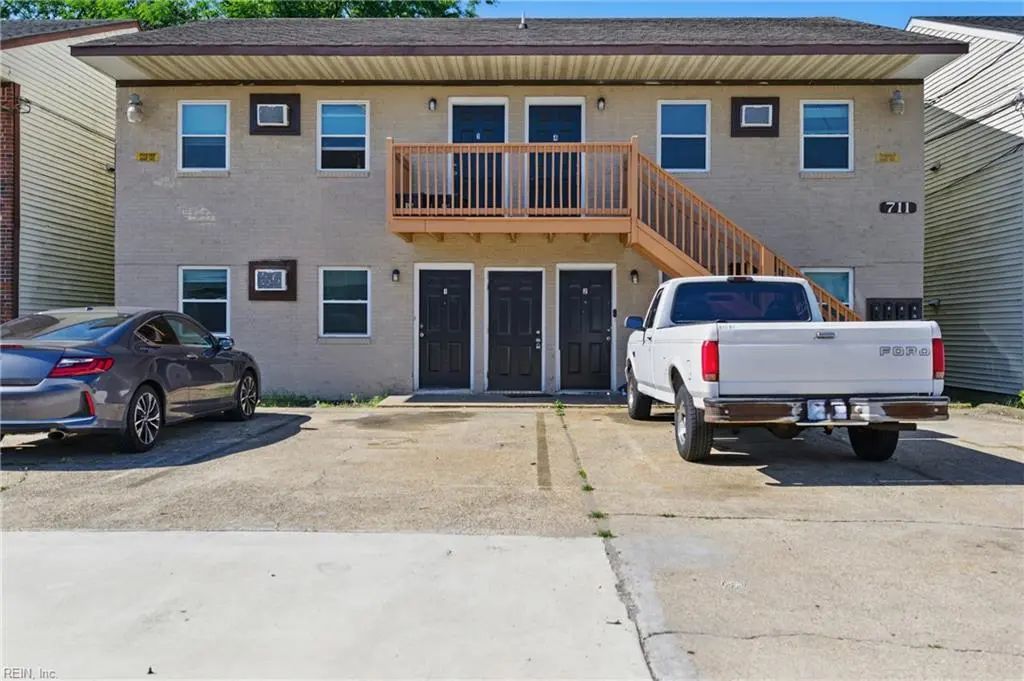 711 Easy St, Norfolk