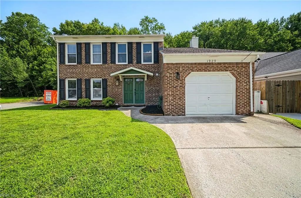 1929 Shepherds Gate, Chesapeake