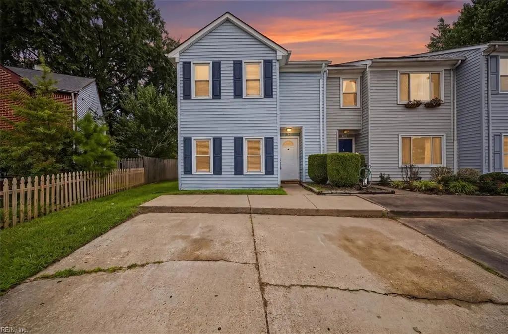 712 Glenshire Dr, Virginia Beach