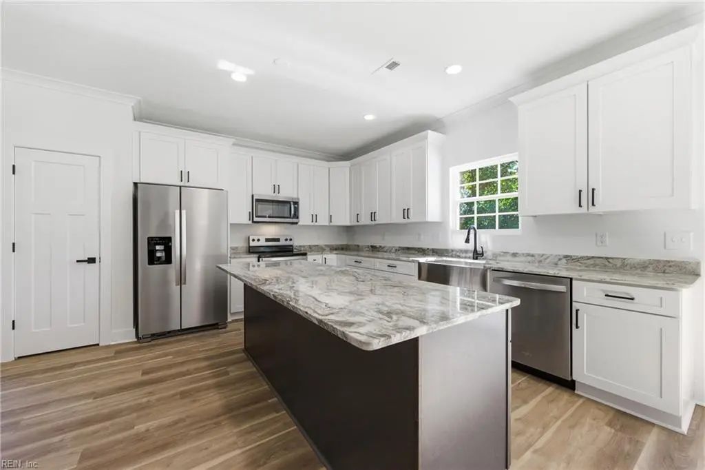 1015 42nd St, Newport News