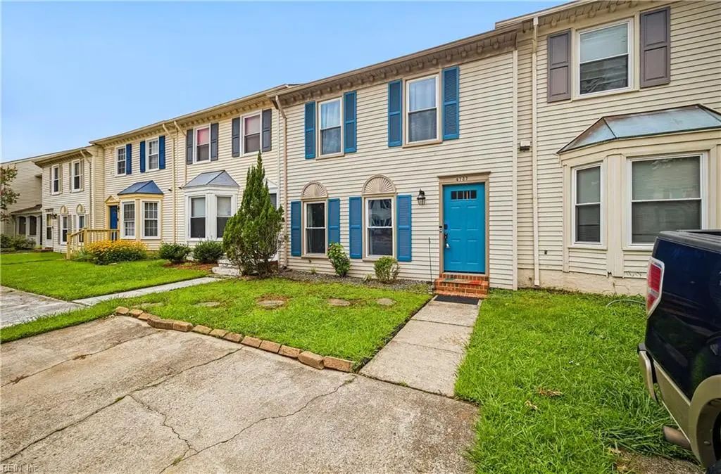 4737 Woods Edge Rd, Virginia Beach