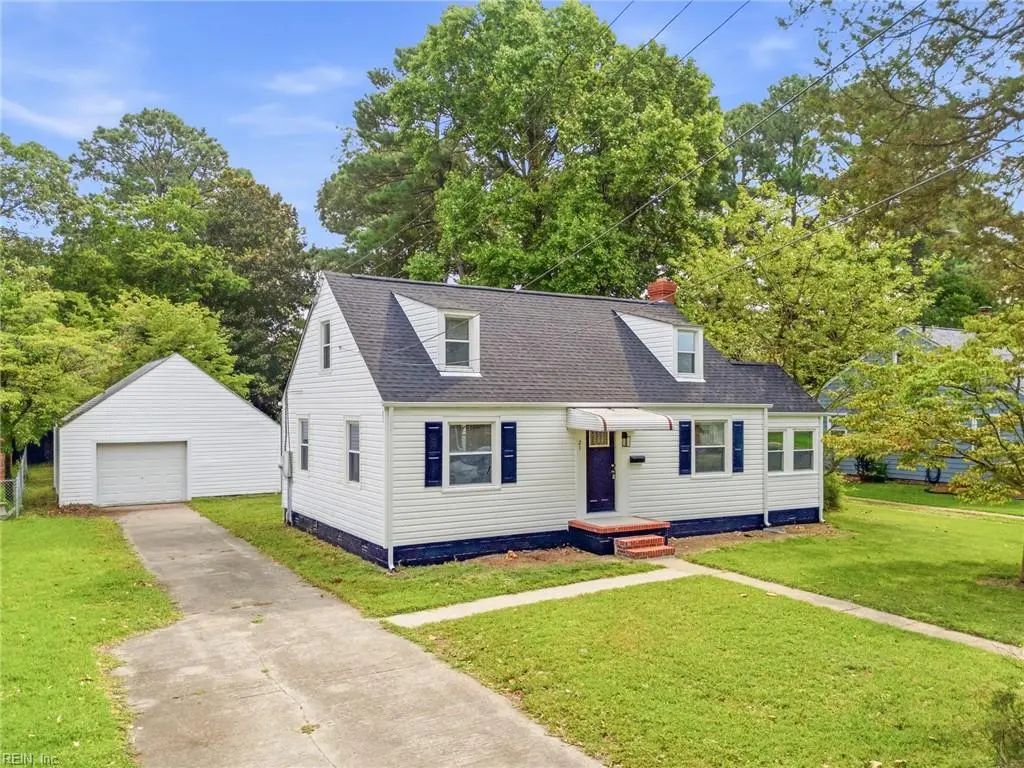 21 Greenbrier Rd, Portsmouth