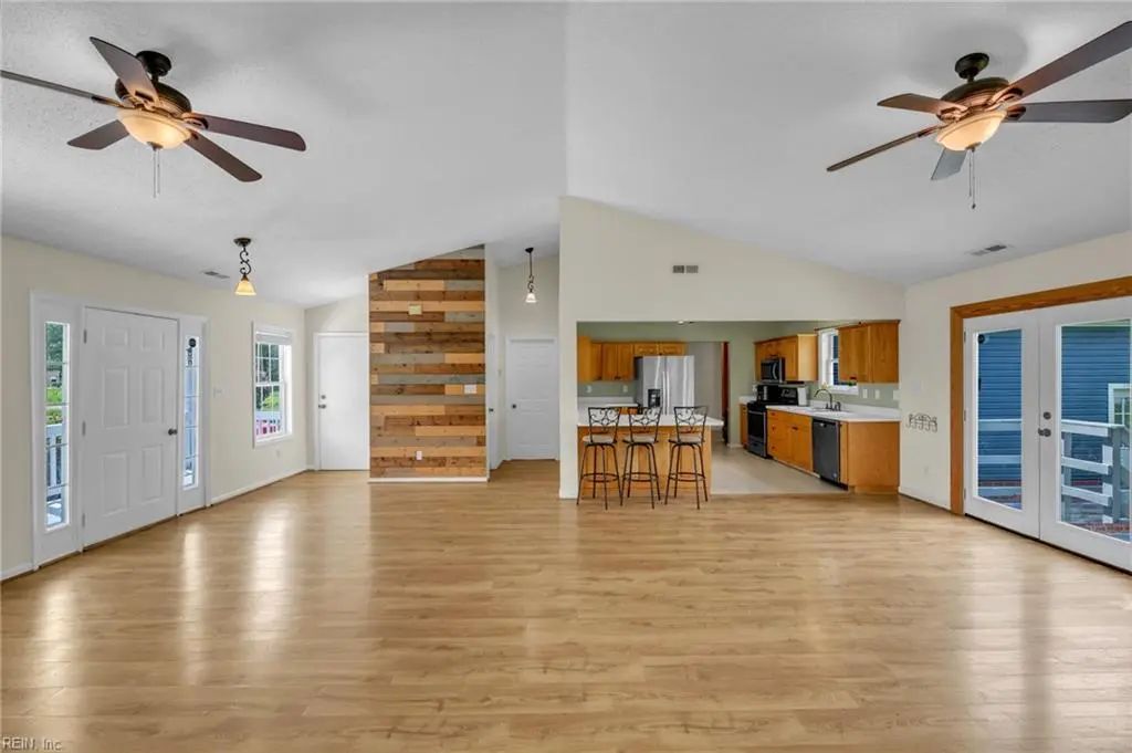 332 South End Rd, Currituck County
