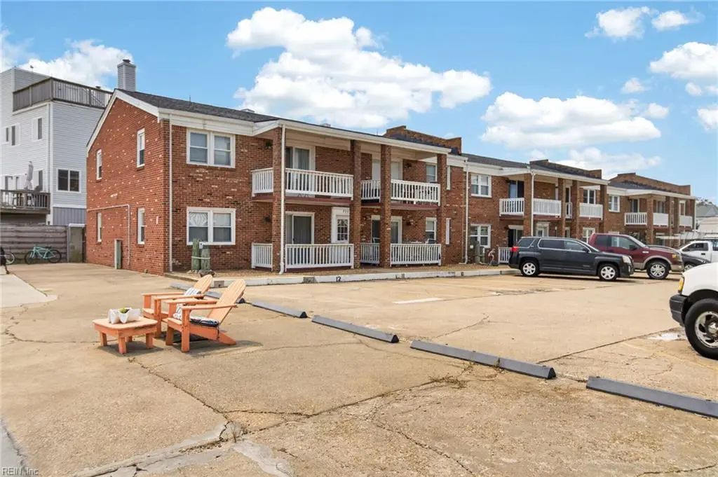 900 E Ocean View Ave, Norfolk