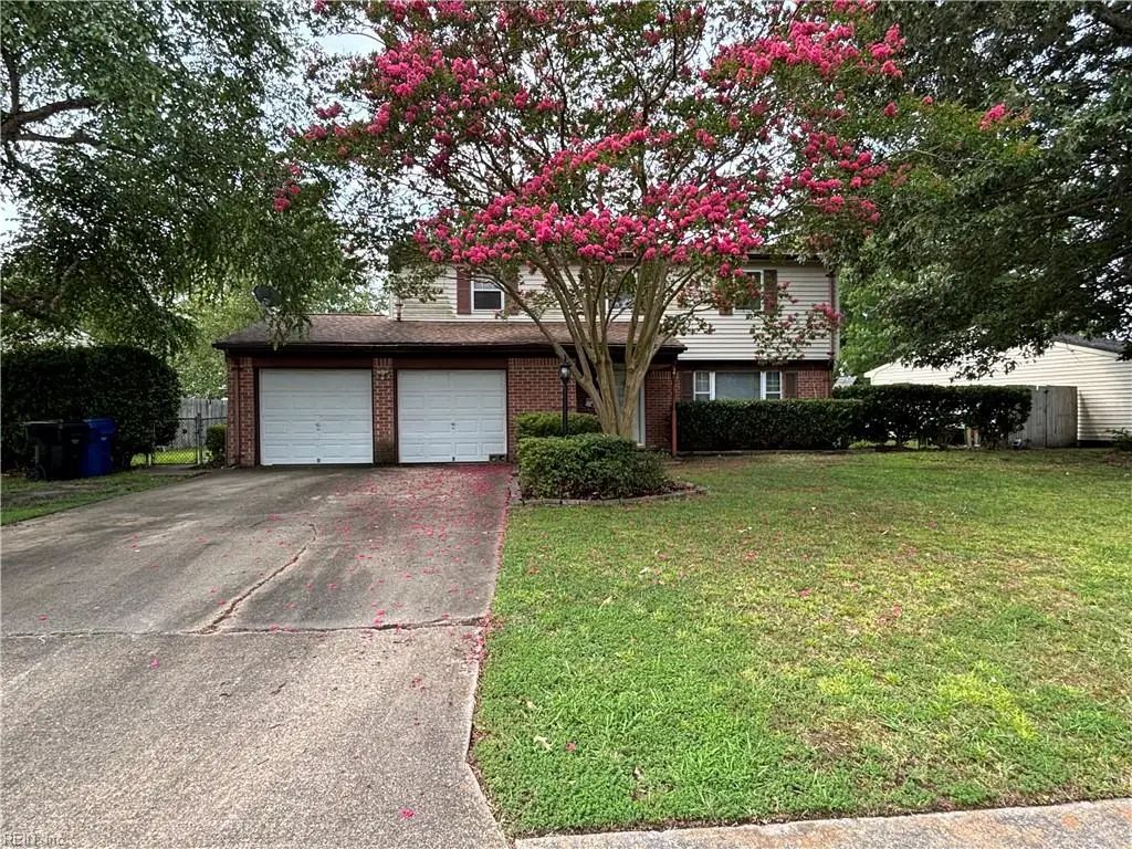 441 Woodlake Rd, Virginia Beach