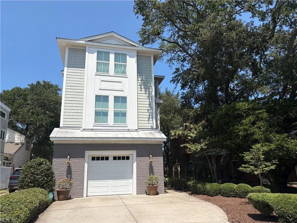 213 76th St, Virginia Beach
