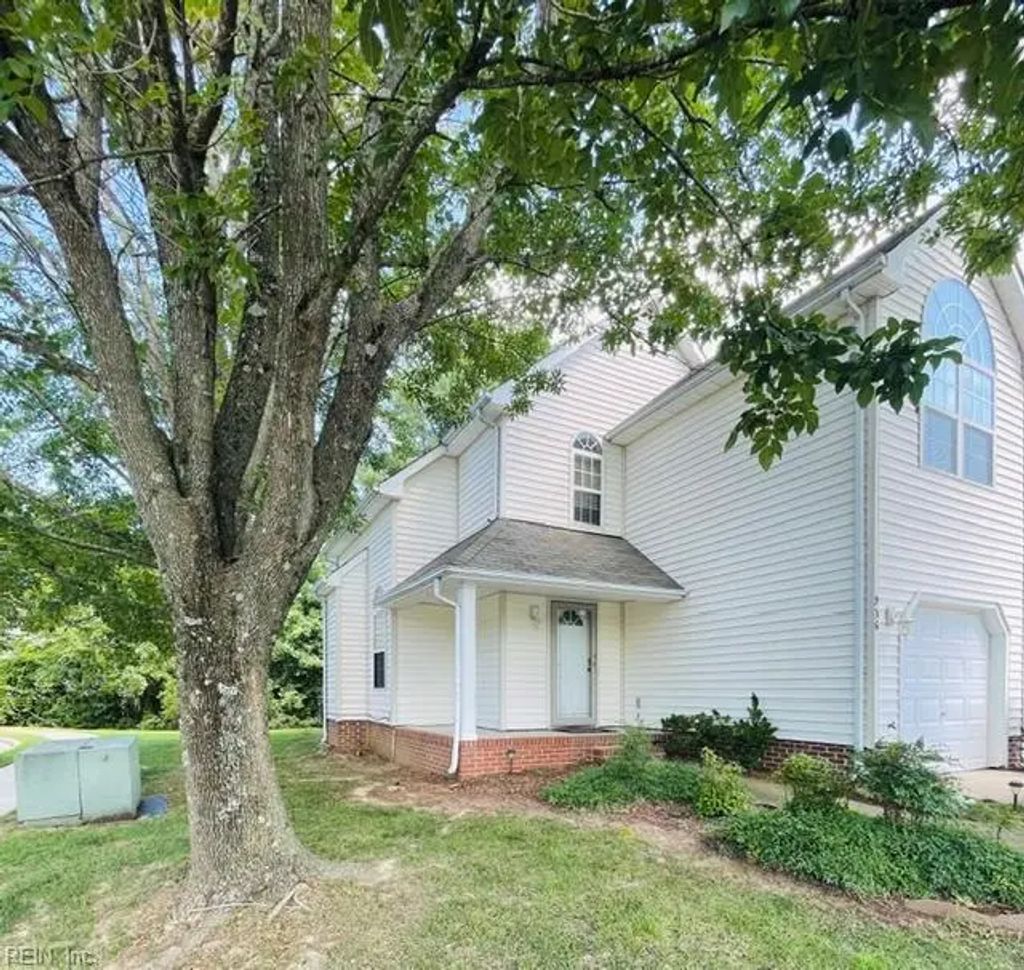 956 Allendale Dr, Hampton