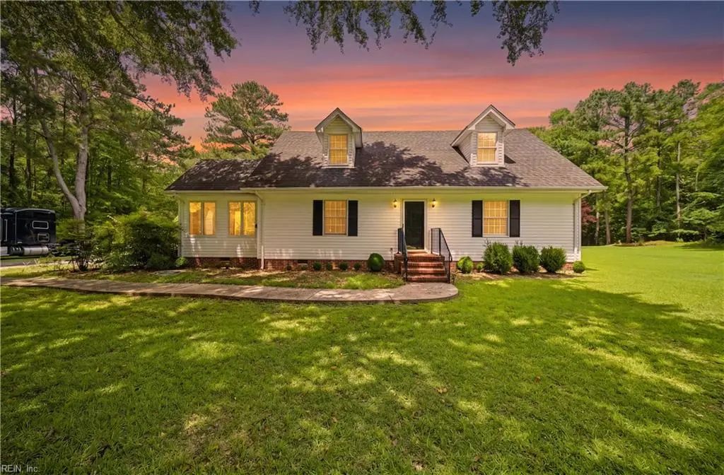 26211 Hanging Tree Rd, Southampton County