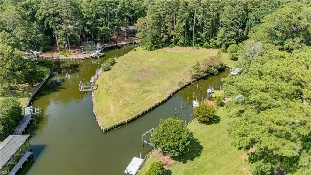 1519 Duke Of Windsor Rd, Virginia Beach