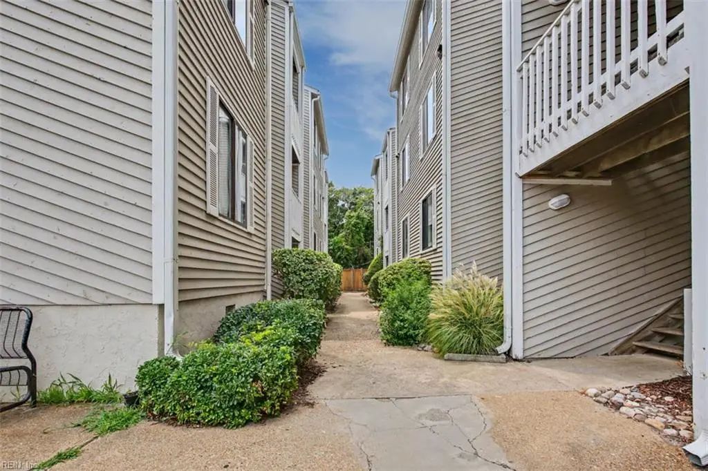 2325 Sea Shell Rd, Virginia Beach