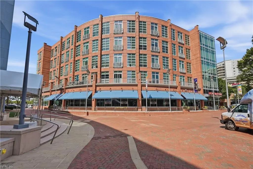 221 Market St, Virginia Beach