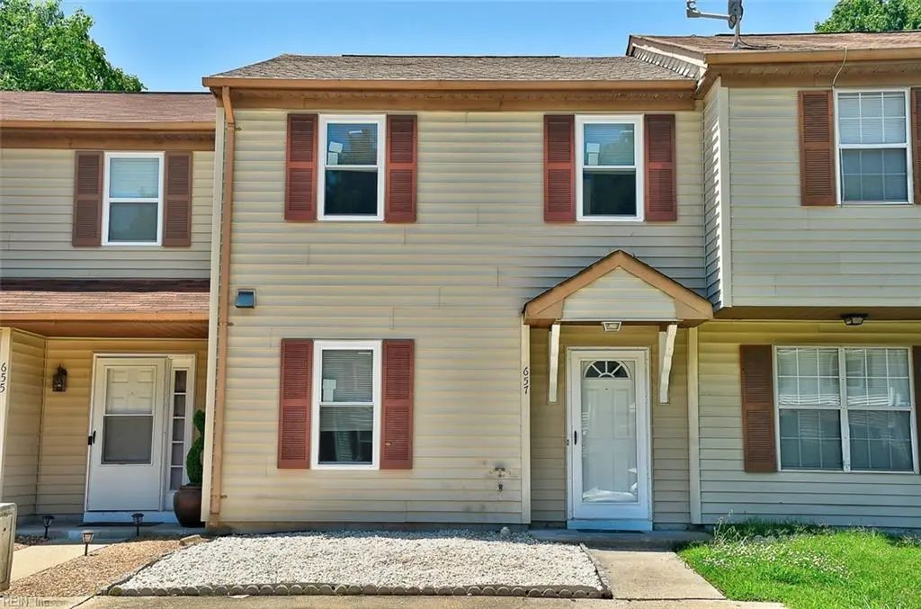 657 Aubrey Dr, Virginia Beach